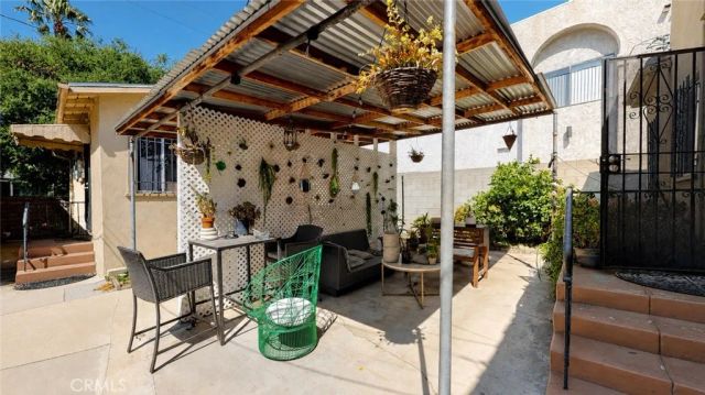 1029 N Orange Grove, West Hollywood, CA 90046