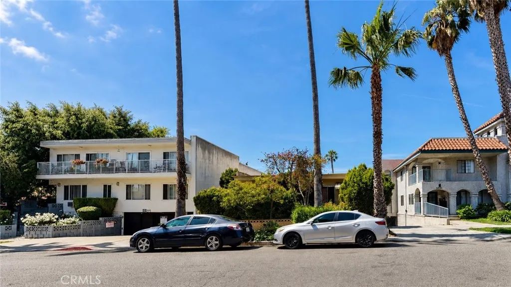 1029 N Orange Grove, West Hollywood, CA 90046