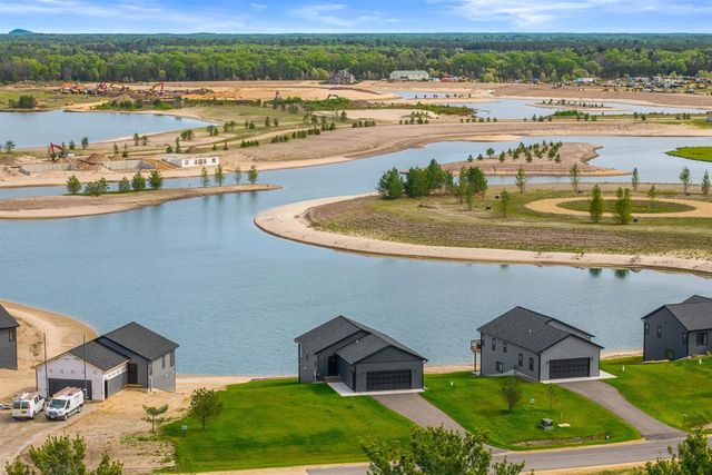 W5908 Sand By Me Drive, New Lisbon, WI 53950