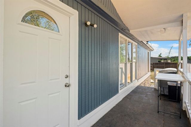 2061 Road 5100, Cleveland, TX 77327