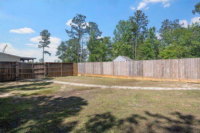 2061 Road 5100, Cleveland, TX 77327