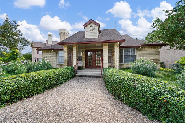 2120 El Paseo Street 1703, Houston, TX 77054