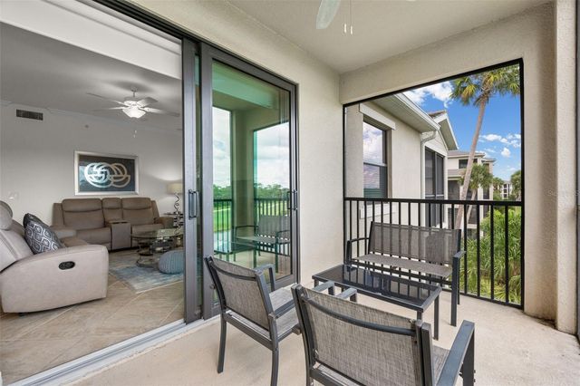 17510 GAWTHROP DRIVE 302, Bradenton, FL 34211