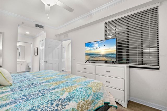 17510 GAWTHROP DRIVE 302, Bradenton, FL 34211