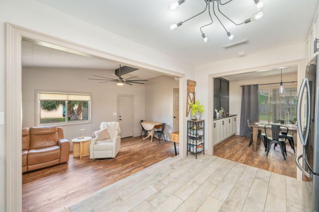 13 SE Alexandra Place, Fort Walton Beach, FL 32548