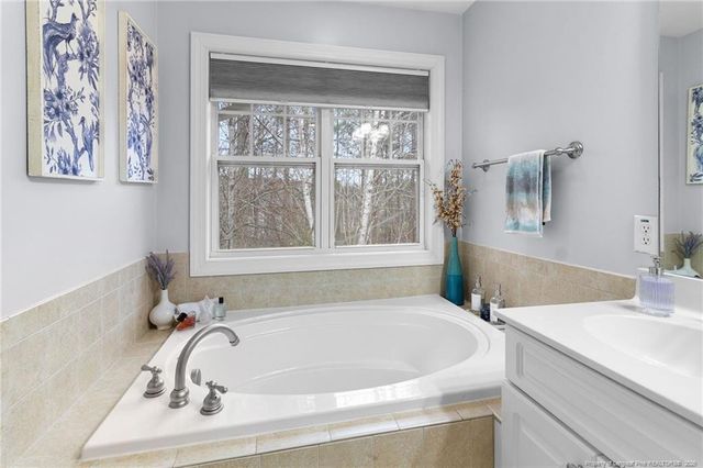 47 Abernathy Drive 13, Chapel Hill, NC 27517