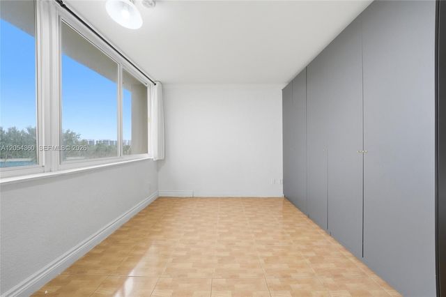 19201 Collins Avenue 341, Sunny Isles Beach, FL 33160