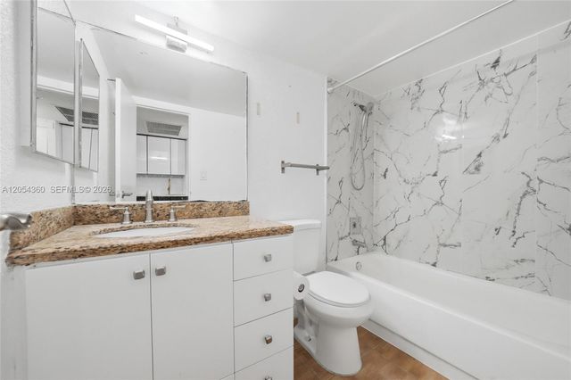 19201 Collins Avenue 341, Sunny Isles Beach, FL 33160