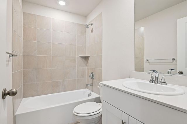 4104 Waco Drive, Farmersville, TX 75442