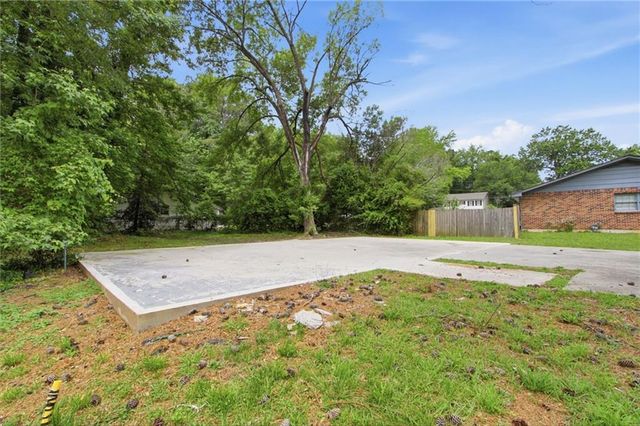 739 S Carter Drive, Jonesboro, GA 30236