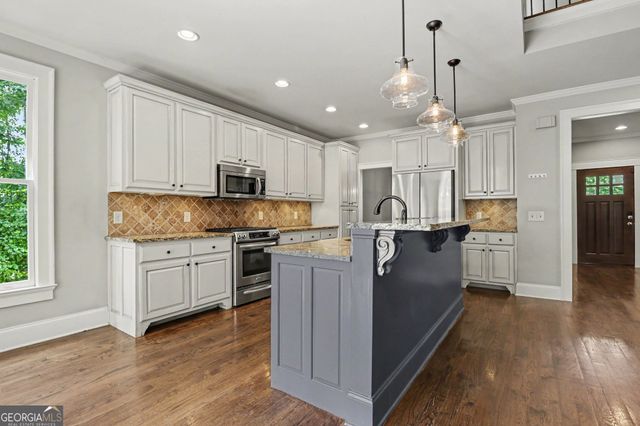 7011 Hammock Trail, Gainesville, GA 30506