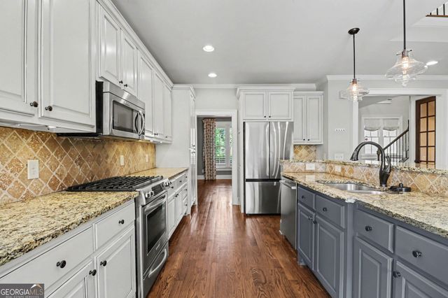 7011 Hammock Trail, Gainesville, GA 30506