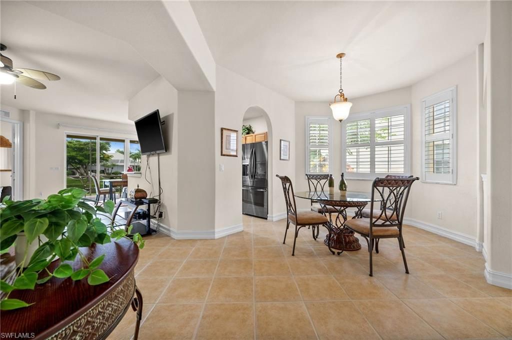 5626 Cape Harbour DR 102, CAPE CORAL, FL 33914 — photo 5