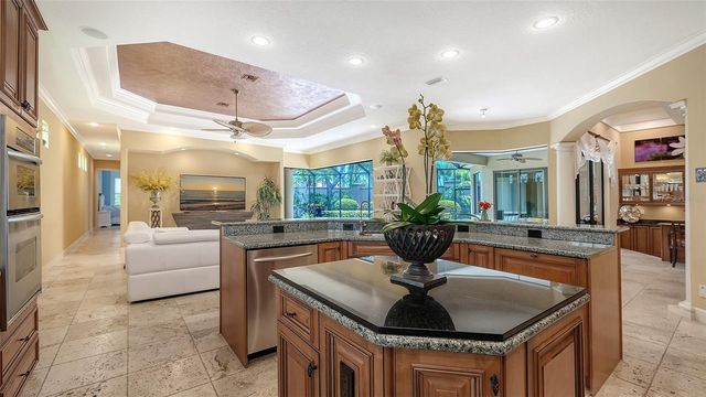 8889 ENCLAVE COURT, Sarasota, FL 34238