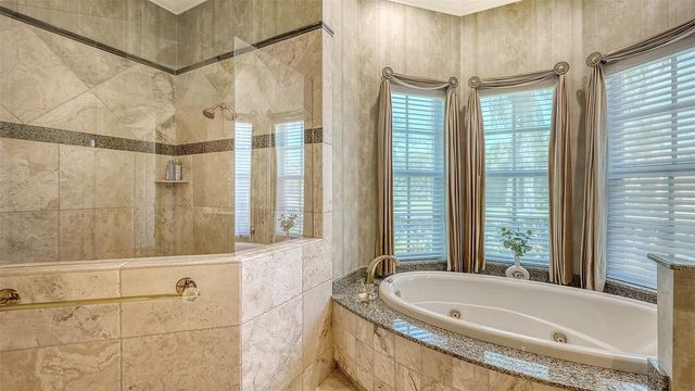 8889 ENCLAVE COURT, Sarasota, FL 34238