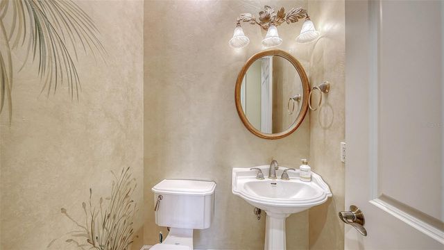 8889 ENCLAVE COURT, Sarasota, FL 34238