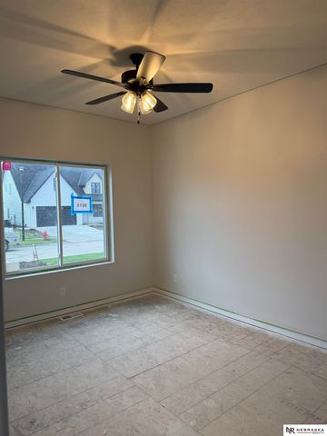 9615 S 87th Street, Lincoln, NE 68526