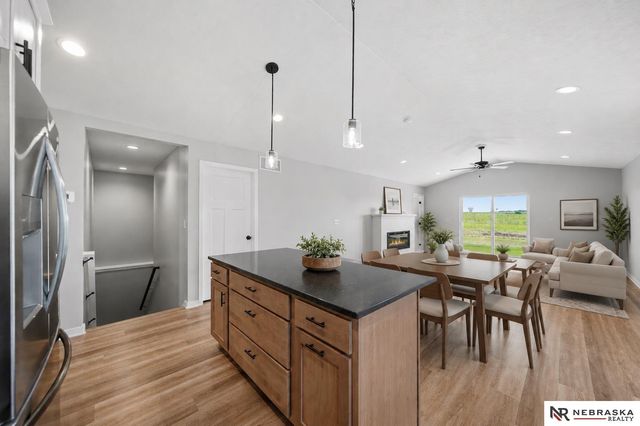 9615 S 87th Street, Lincoln, NE 68526
