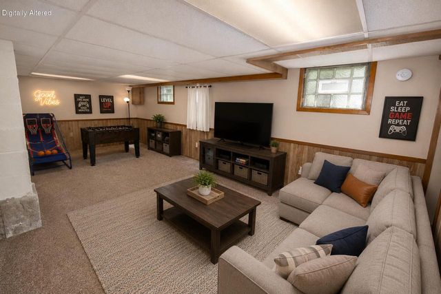 3825 S 84th STREET, Milwaukee, WI 53228