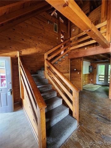 2203 County Dr, Petersburg, VA 23803