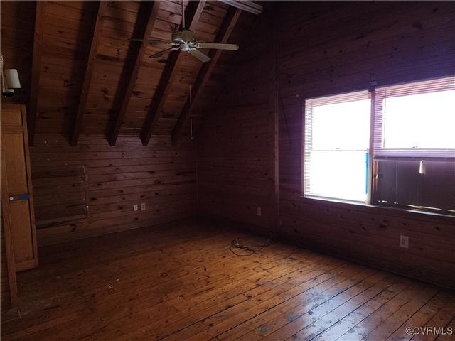 2203 County Dr, Petersburg, VA 23803