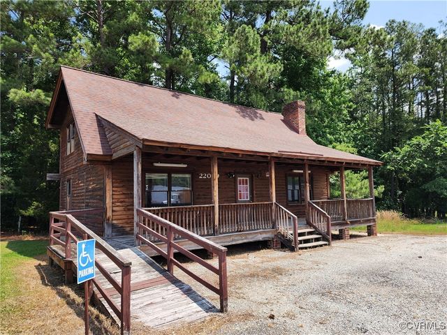 2203 County Dr, Petersburg, VA 23803