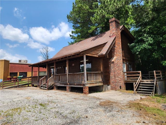 2203 County Dr, Petersburg, VA 23803
