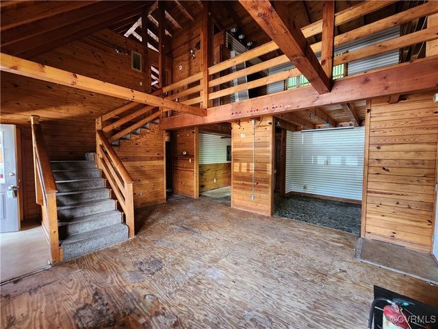 2203 County Dr, Petersburg, VA 23803