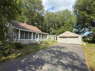 2069 Fort Bridgman Road, Vernon, VT 05354