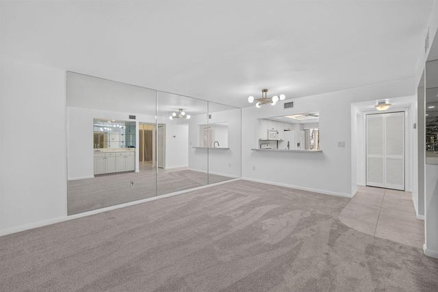 9460 Meadowood Drive 104, Fort Pierce, FL 34951