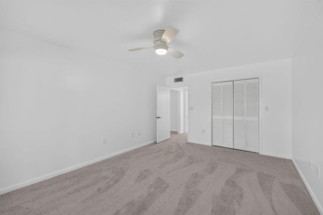 9460 Meadowood Drive 104, Fort Pierce, FL 34951