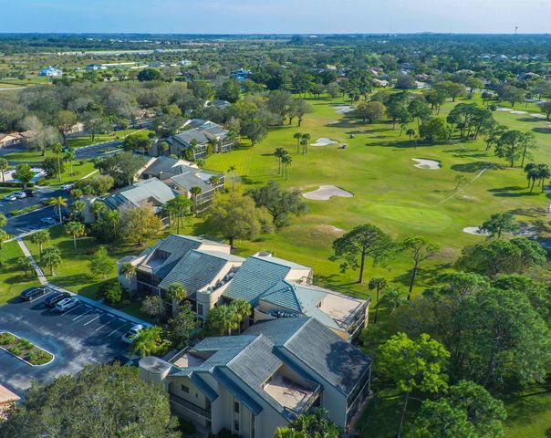 9460 Meadowood Drive 104, Fort Pierce, FL 34951