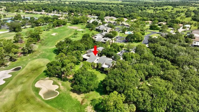 9460 Meadowood Drive 104, Fort Pierce, FL 34951