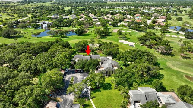 9460 Meadowood Drive 104, Fort Pierce, FL 34951