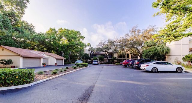 9460 Meadowood Drive 104, Fort Pierce, FL 34951