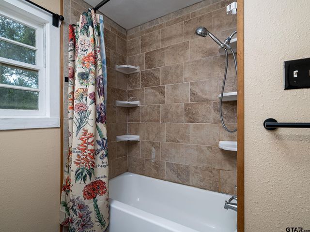 110 Starnes, Winona, TX 75792