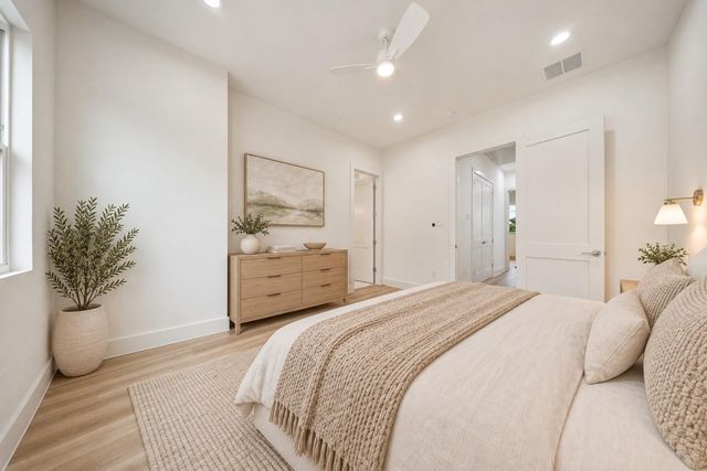 1122 Weiss Street, Houston, TX 77009