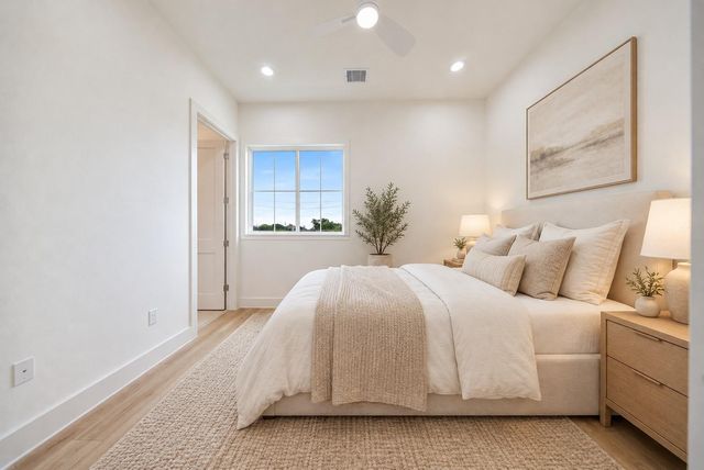 1122 Weiss Street, Houston, TX 77009
