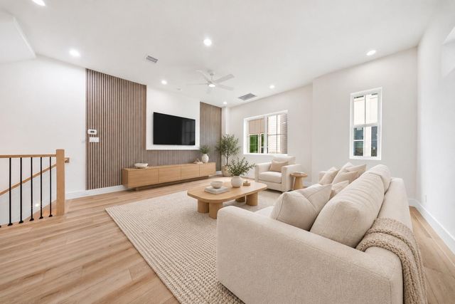 1122 Weiss Street, Houston, TX 77009
