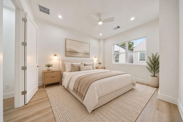 1122 Weiss Street, Houston, TX 77009