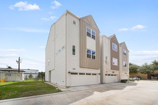 1122 Weiss Street, Houston, TX 77009