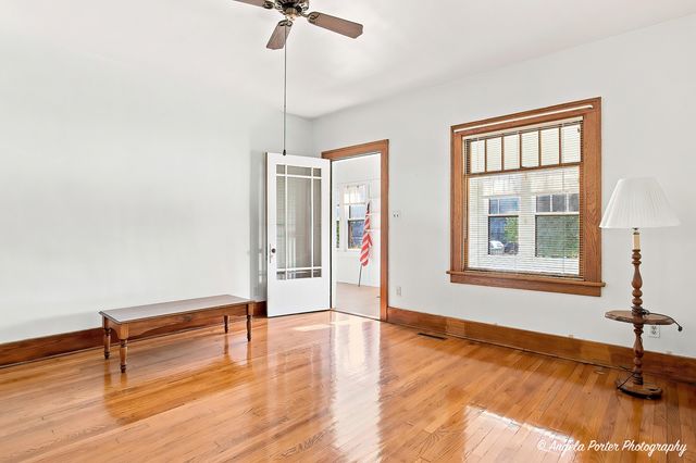 204 N Archer Avenue, Mundelein, IL 60060