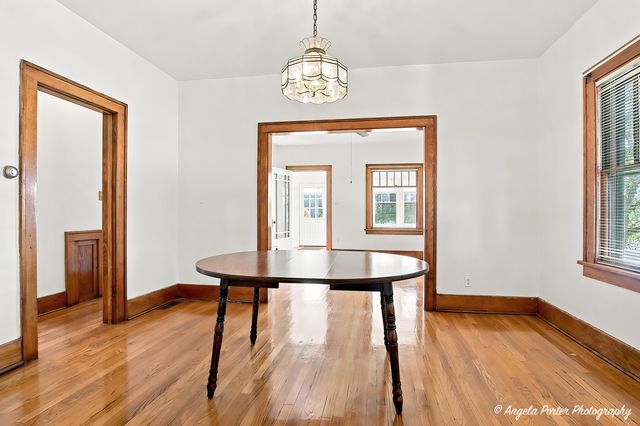 204 N Archer Avenue, Mundelein, IL 60060