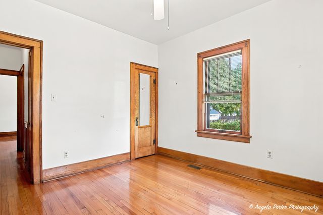 204 N Archer Avenue, Mundelein, IL 60060