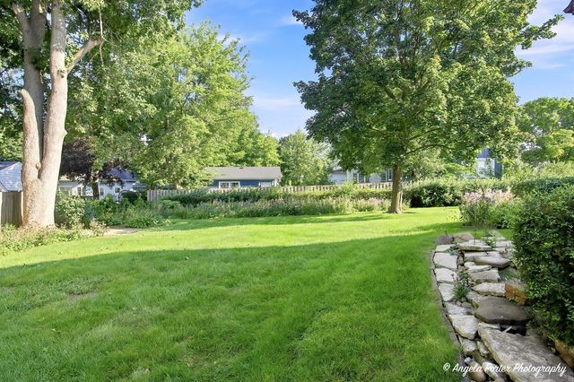 204 N Archer Avenue, Mundelein, IL 60060