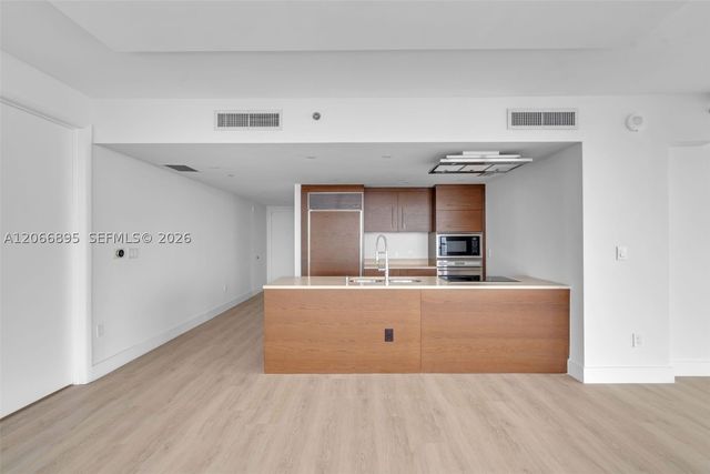 495 Brickell Ave 3601, Miami, FL 33131
