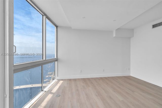 495 Brickell Ave 3601, Miami, FL 33131