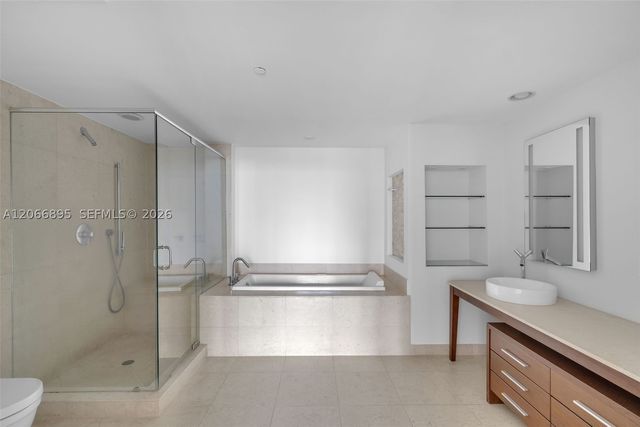 495 Brickell Ave 3601, Miami, FL 33131