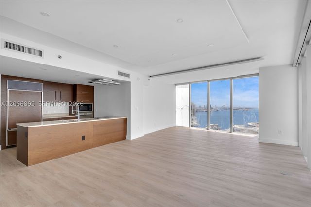 495 Brickell Ave 3601, Miami, FL 33131