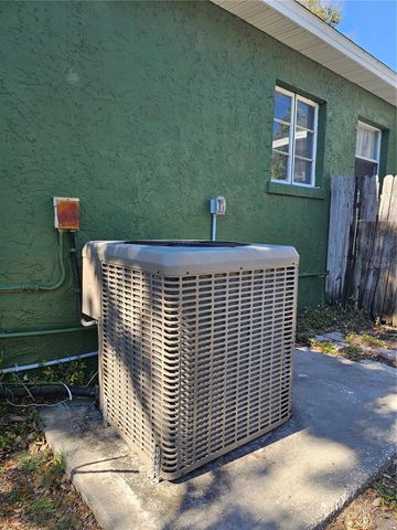 508 18TH AVENUE W, Palmetto, FL 34221